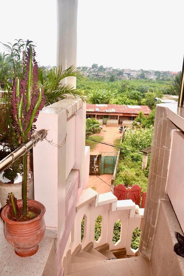 Porto-Novo Logement Lumineux Et Calme Apartman Kültér fotó