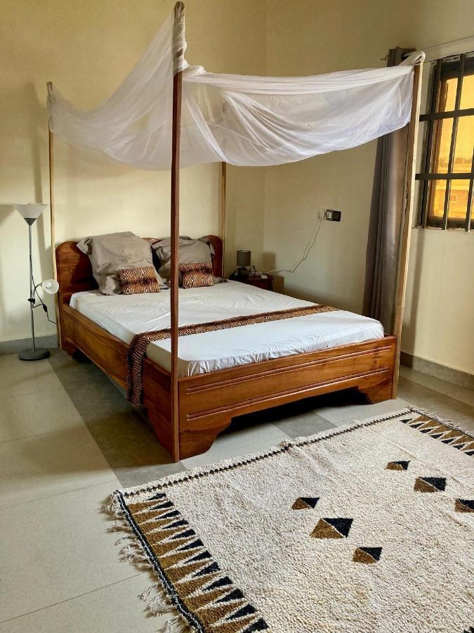 Porto-Novo Logement Lumineux Et Calme Apartman Kültér fotó